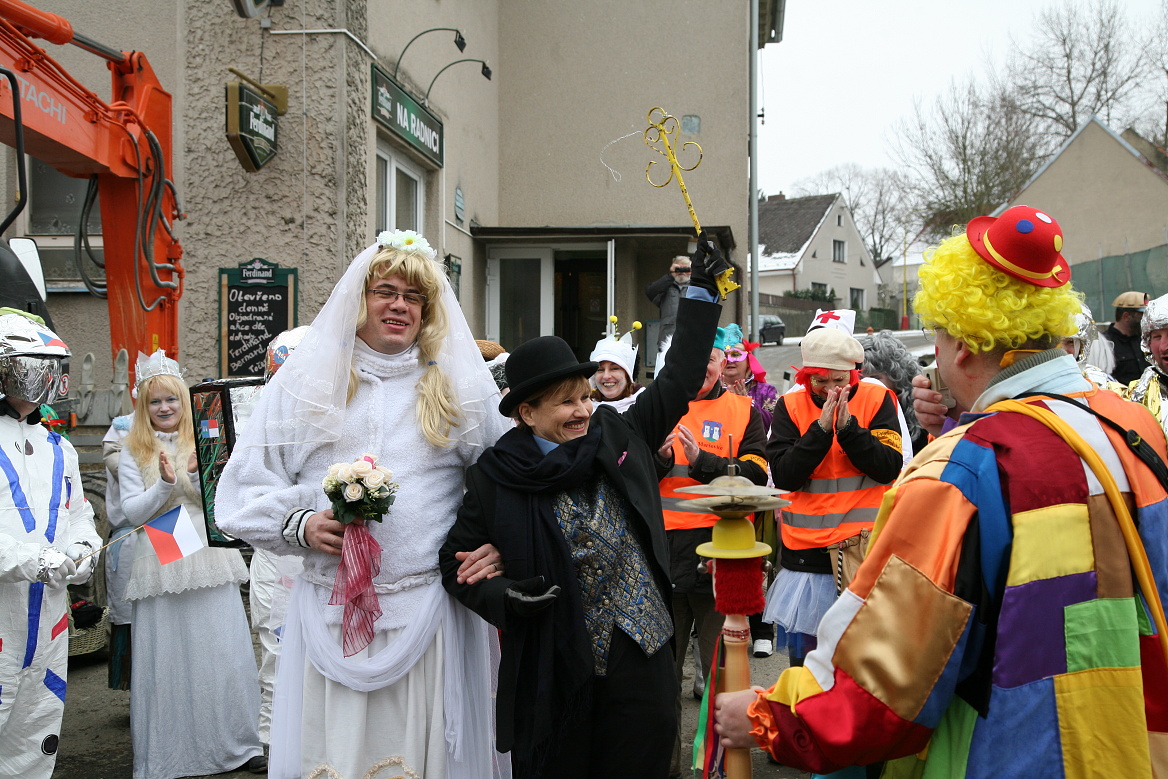 01 a máme to