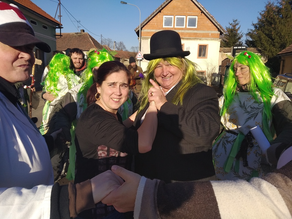 40 ženich v dalším kole